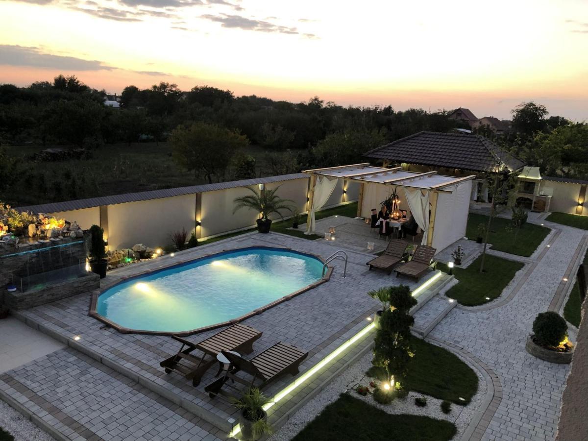 Kovac Residence Zrenjanin Exteriér fotografie